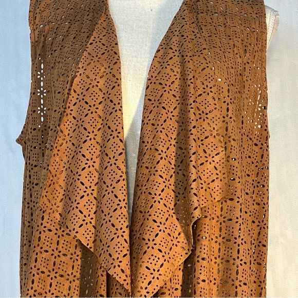 Soft Surroundings BoHo Vest Brown Faux Suede Lazor Cut Waterfall Hippiecore XL - Picture 3 of 7